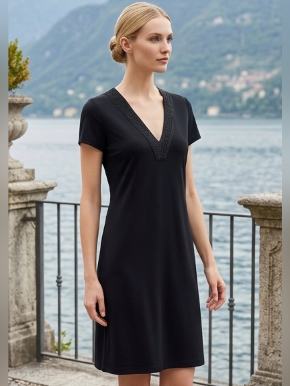 versace classic v2 Black La Greca Dress